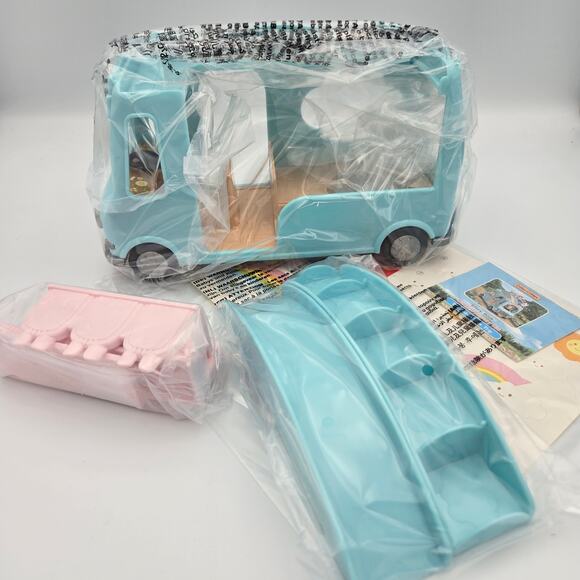 Calico Critters Sunshine Nursery Bus - Picture 2 of 6